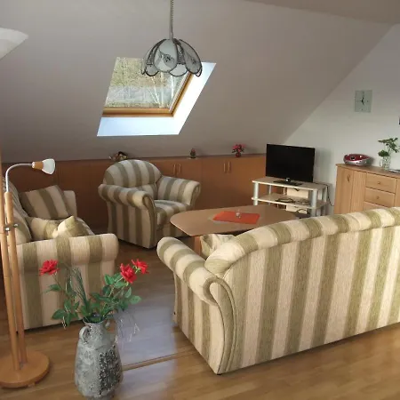 Hubertus In Mit Balkons