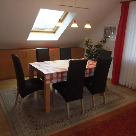 Hubertus In Mit Balkons *