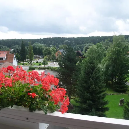 Hubertus In Mit Balkons 埃伦德