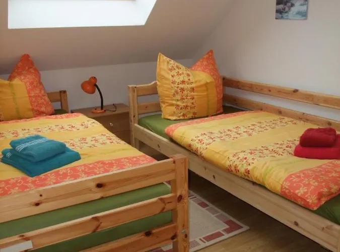 Hubertus In Mit Balkons Elend