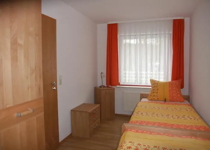 Hubertus In Mit Balkons Apartamento