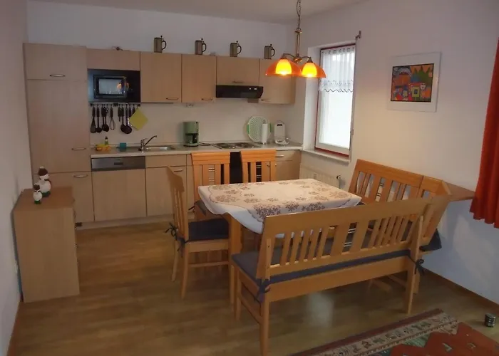 Apartment Hubertus In Mit Balkons