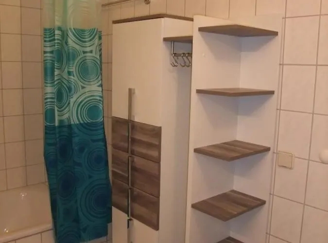 Hubertus In Mit Balkons Apartamento Elend